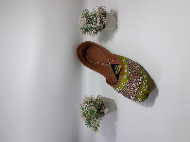 Nau-Bahar Formal Khussa