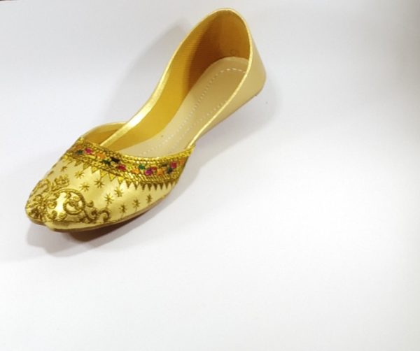 SKU_001_2 Golden Embroidered Khussa