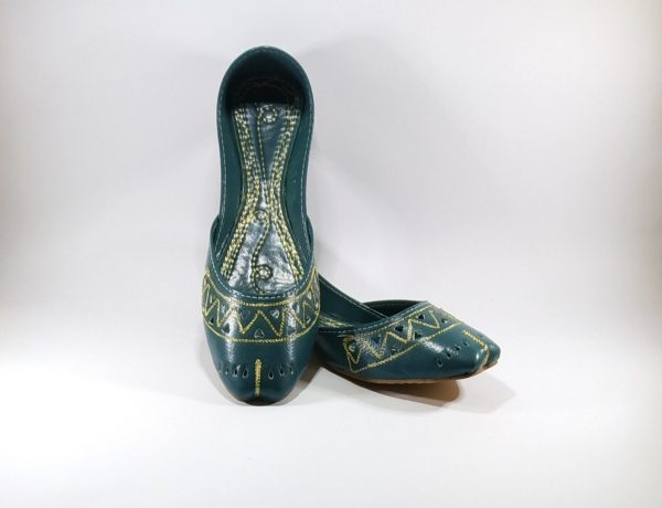 SKU_006_2 Green and Golden Casual Khussa