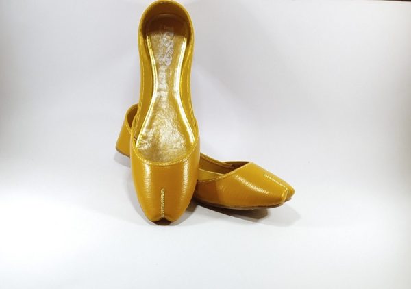 Yellow Casual Khussa